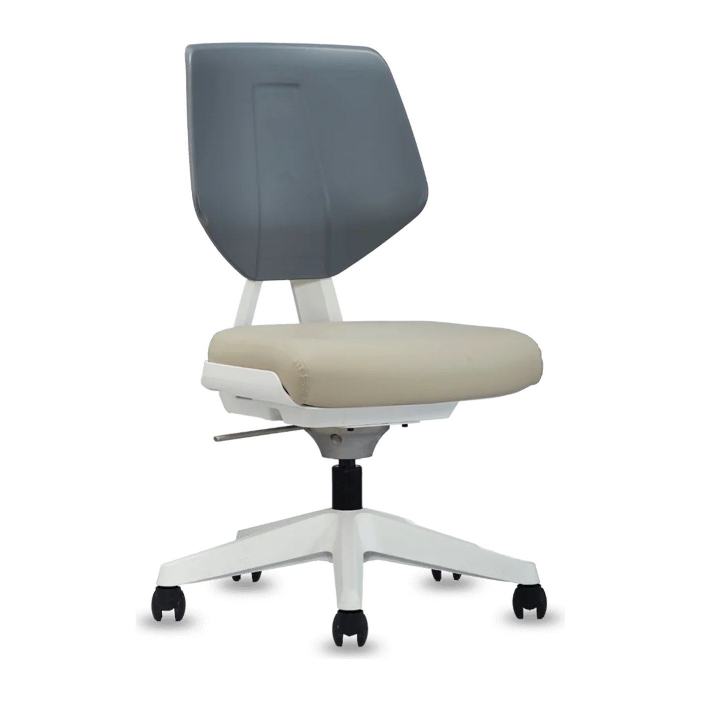 Silla Kaden con 3D Tilt, vista en tres cuartos del respaldo flexible, el asiento y la palanca de altura
